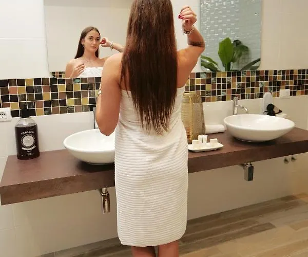 ベッド・アンド・ブレックファスト Relais Marlene アヴェッツァーノ